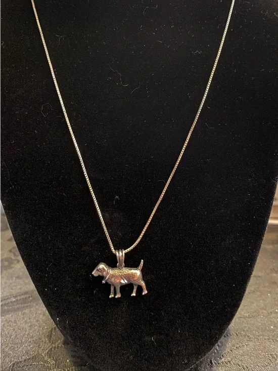 Sterling Silver Necklace With Vintage Sterling Dog Charm - Picture 2 of 6